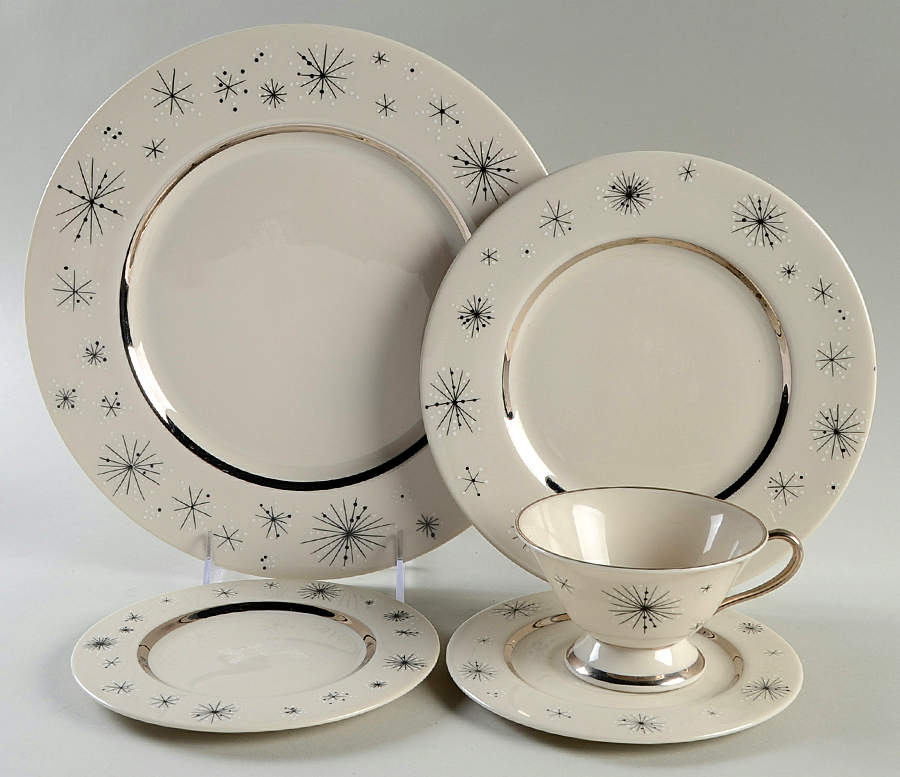 Romance of The Stars Cream 5 Piece Place Setting by Fine Arts-1