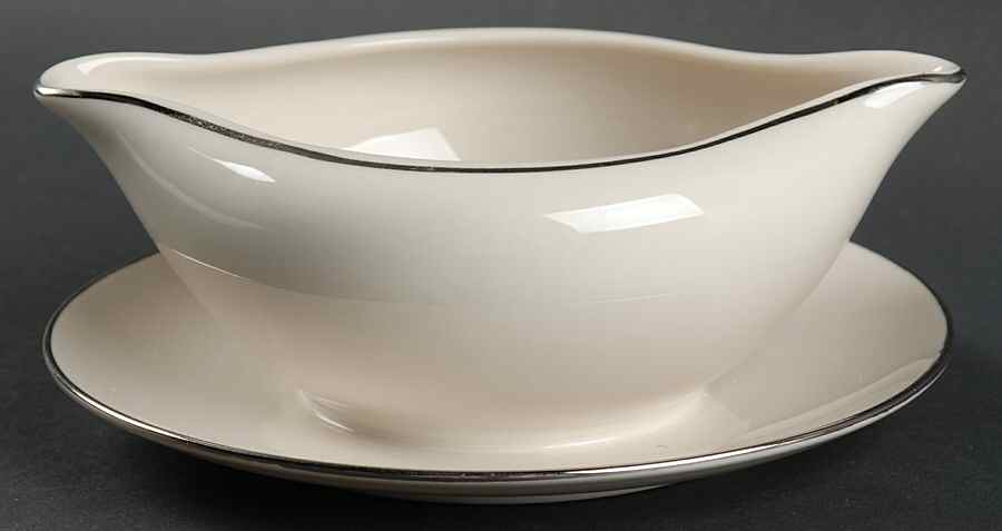 Tranquility Gravy Boat with Attached Underplate by Fine Arts-1