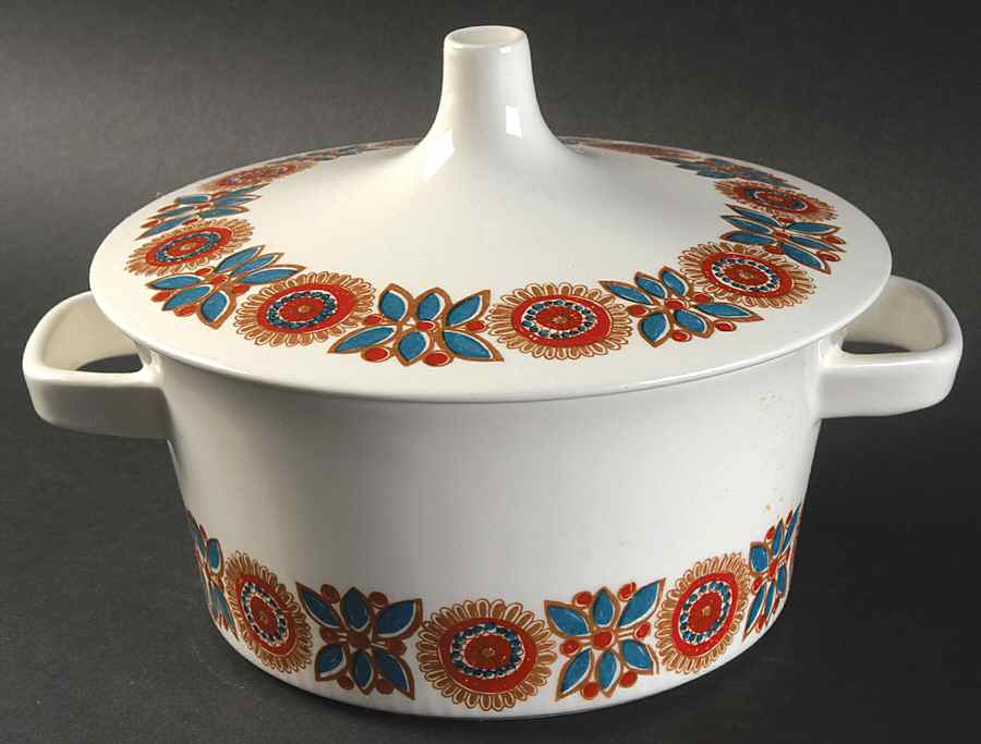 Astrid Round Covered Vegetable by Figgjo (Norway)-1