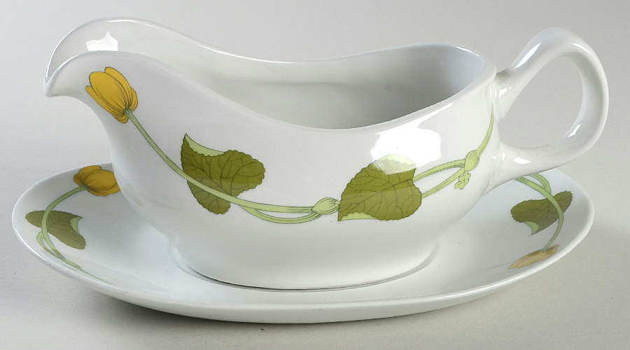 Bekkeblom Gravy Boat & Underplate by Figgjo (Norway)-1
