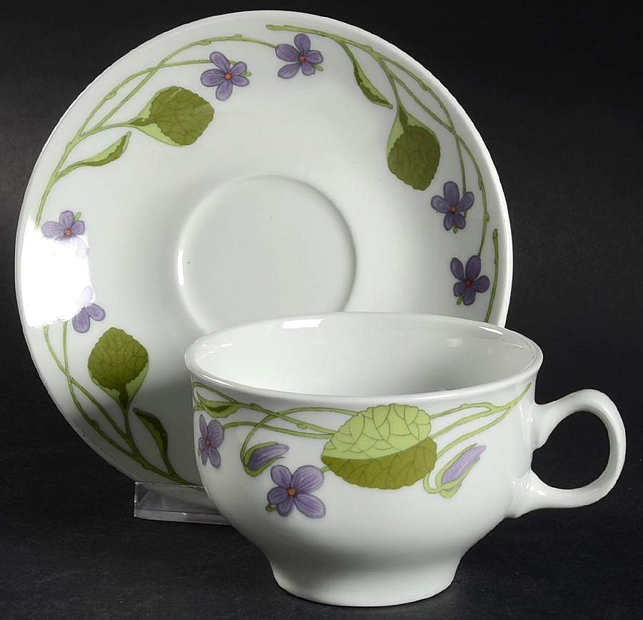 Fiol (Norway) Flat Cup & Saucer Set by Figgjo (Norway)-1
