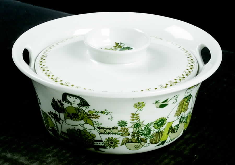 Market 1.50 Pt Round Covered Casserole by Figgjo (Norway)-1