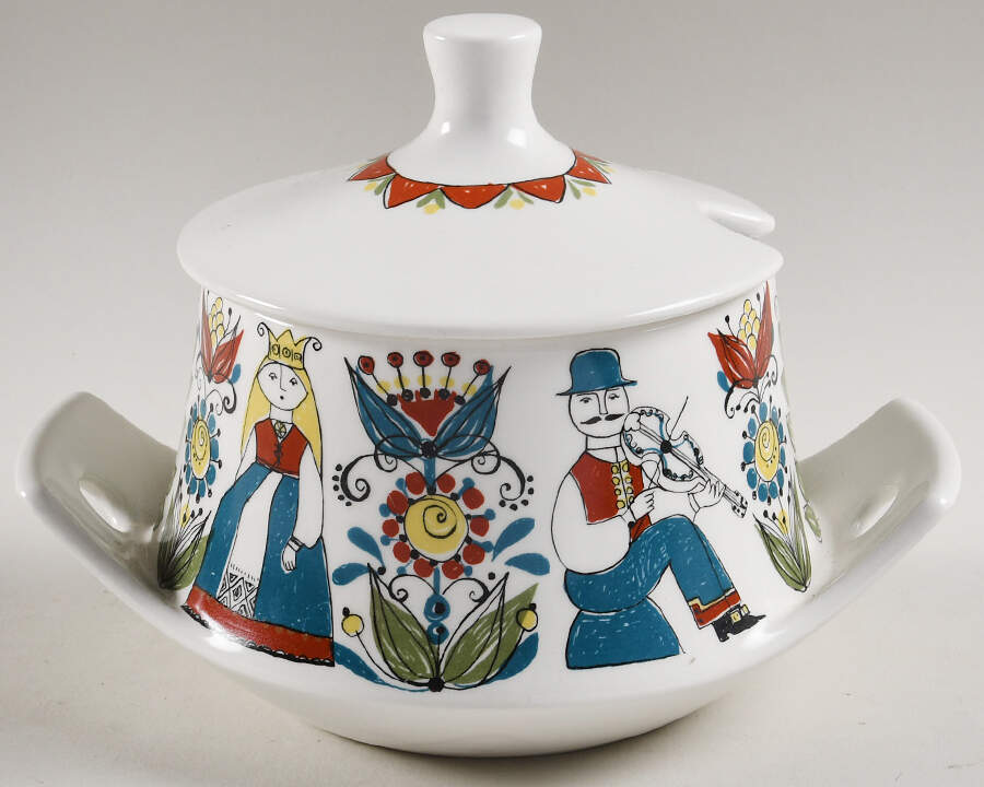 Saga Sauce Boat & Lid by Figgjo (Norway)-1