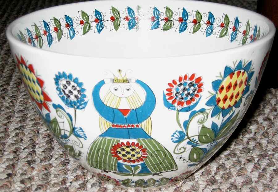Saga 9" Round Vegetable Bowl by Figgjo (Norway)-1