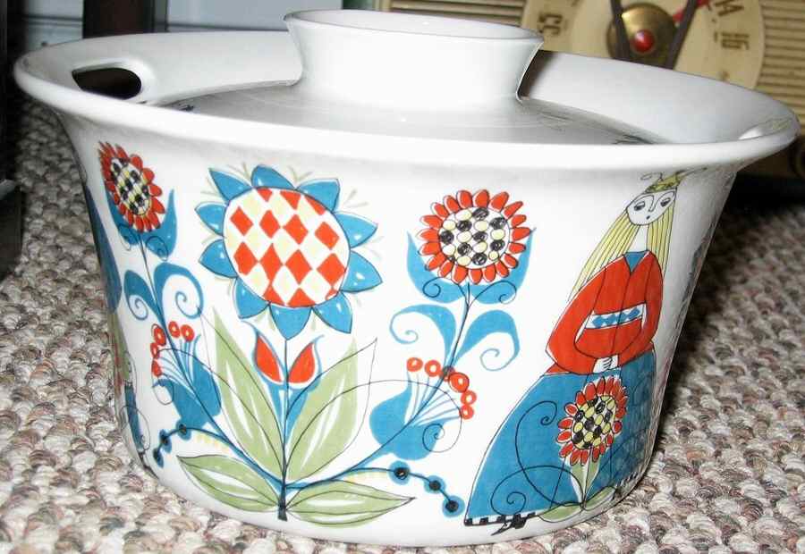Saga Round Covered Vegetable by Figgjo (Norway)-1
