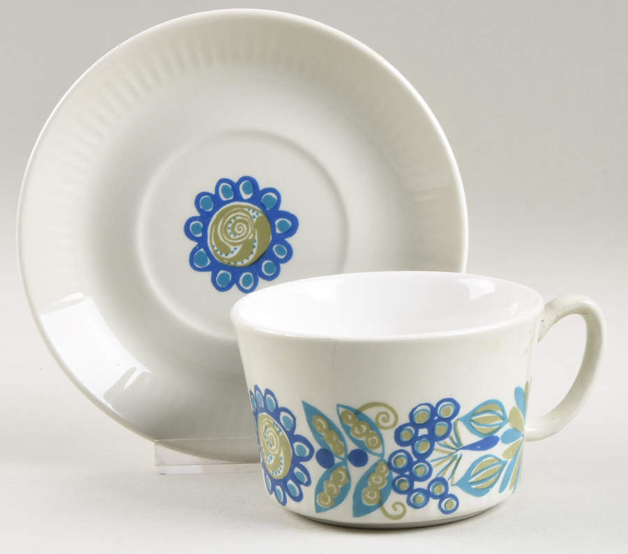 Turi Gramstad Oliver Flat Cup & Saucer Set by Figgjo (Norway)-1