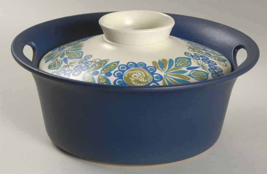 Turi Gramstad Oliver 1.50 Pt Round Covered Casserole by Figgjo (Norway)-1