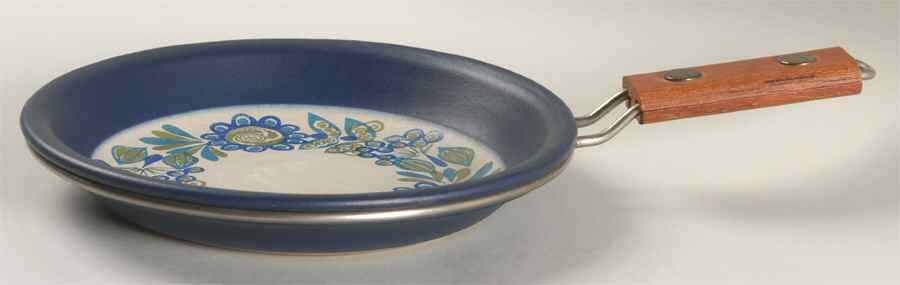 Turi Gramstad Oliver 7" Skillet with Detachable Handle by Figgjo (Norway)-1