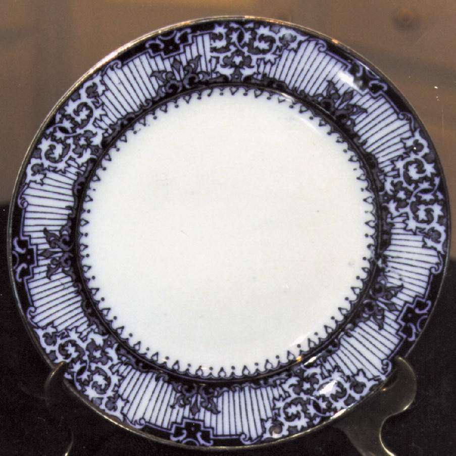 Regent Dinner Plate by S Fieldings & Co.-1