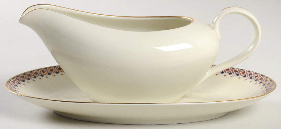 Altamont Gravy Boat & Underplate/Relish by Fitz & Floyd-1