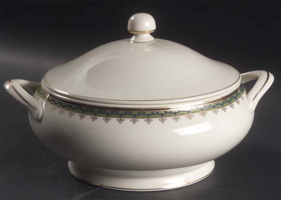 Anniston Round Covered Vegetable by Fitz & Floyd-1