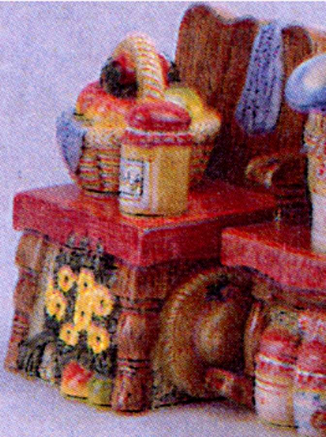 Apple Delight Figural Sugar Bowl & Lid by Fitz & Floyd-1