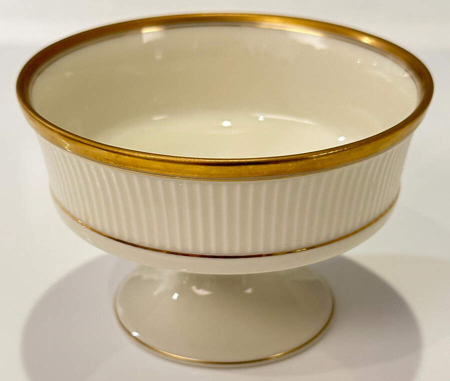 Classique d'Or Buff Cup for 2 Pc Dessert Set by Fitz & Floyd-1