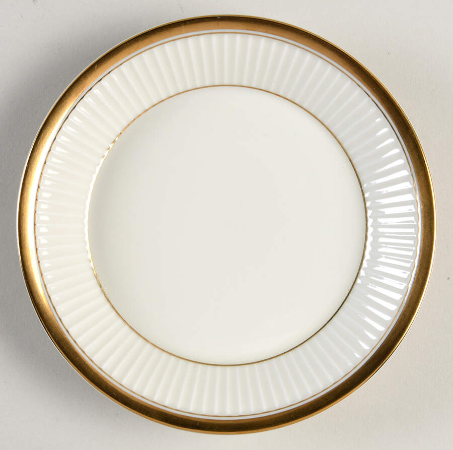 Classique d'Or Buff Saucer by Fitz & Floyd-1