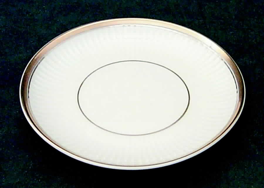Classique d'Or Buff Coaster by Fitz & Floyd-1