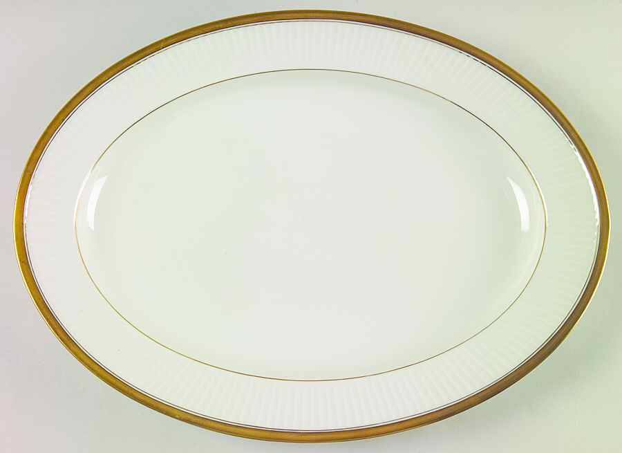 Classique d'Or Buff 14" Oval Serving Platter by Fitz & Floyd-1