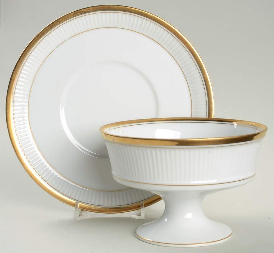 Classique d'Or White (Gold Ring, Verge and Trim) (2 Pc) Dessert Set by Fitz & Floyd-1