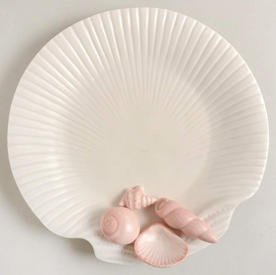Coquille Shell Shape Canape Plate by Fitz & Floyd-1