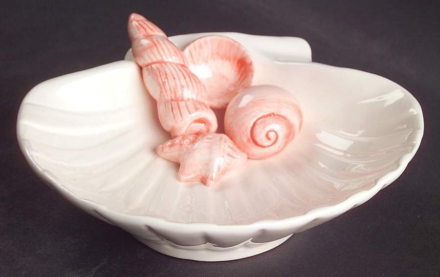 Coquille Soap Dish by Fitz & Floyd-1