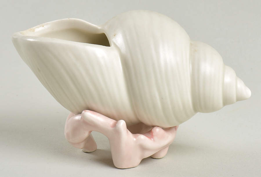 Coquille 2" Bud Vase by Fitz & Floyd-1