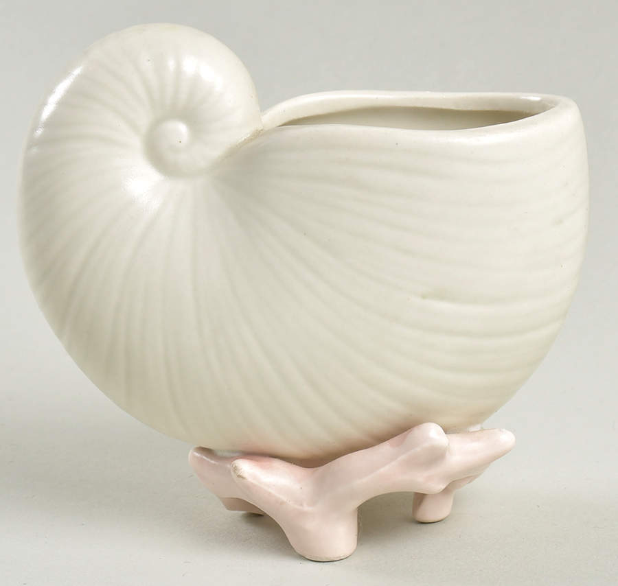 Coquille 3" Bud Vase by Fitz & Floyd-1