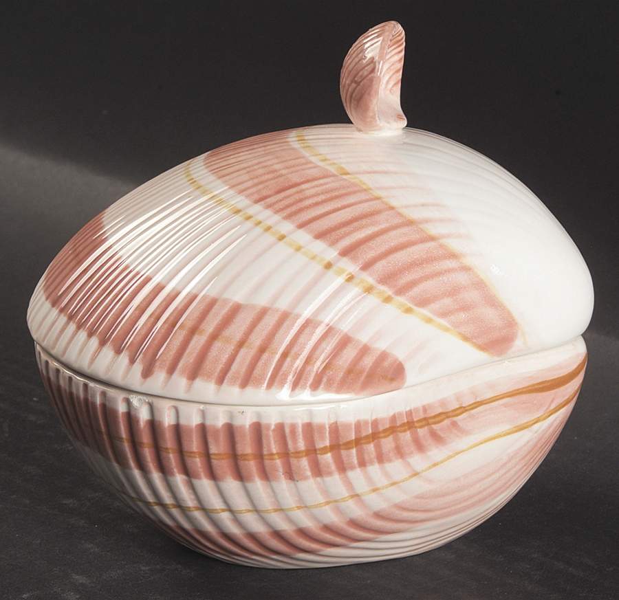 Coquille Sculpted Box & Lid by Fitz & Floyd-1