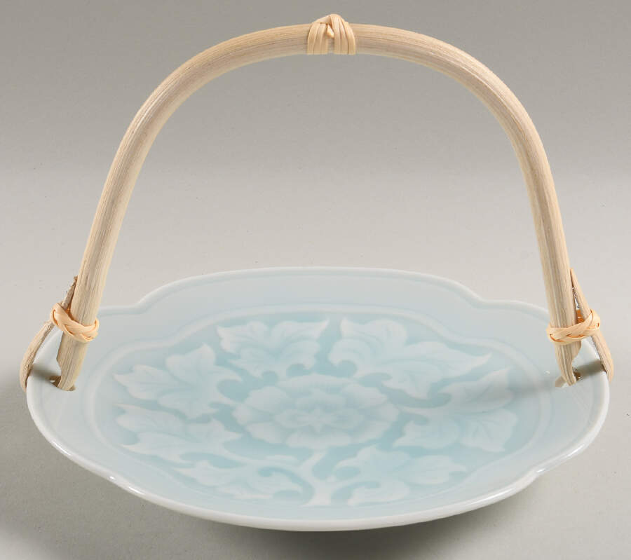 Crest (Celadon Blue) 5 3/8"-5 5/8" Bamboo Handled Serving Plate  HC by Fitz & Floyd-1