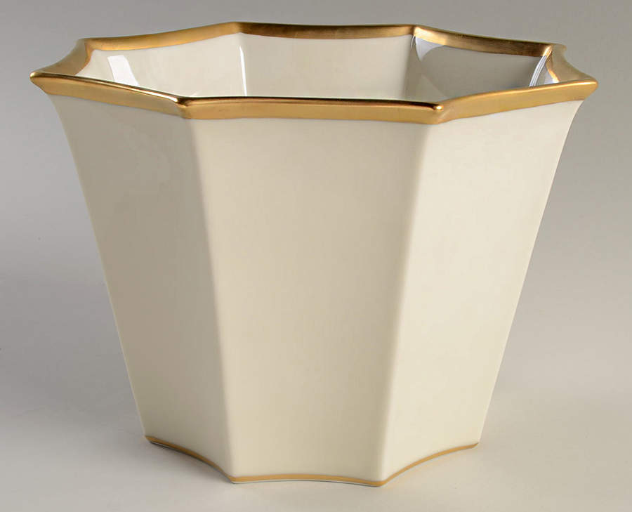 Etoile Chamoise (Buff) 6" Planter by Fitz & Floyd-1