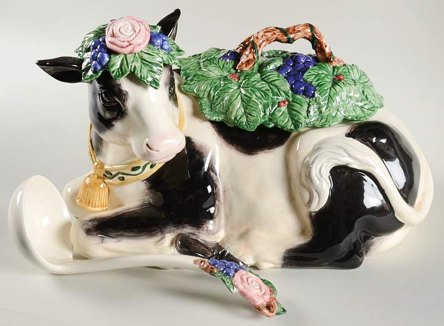 Heidi Holstein Giftware Tureen & Lid w/Ladle by Fitz & Floyd-1