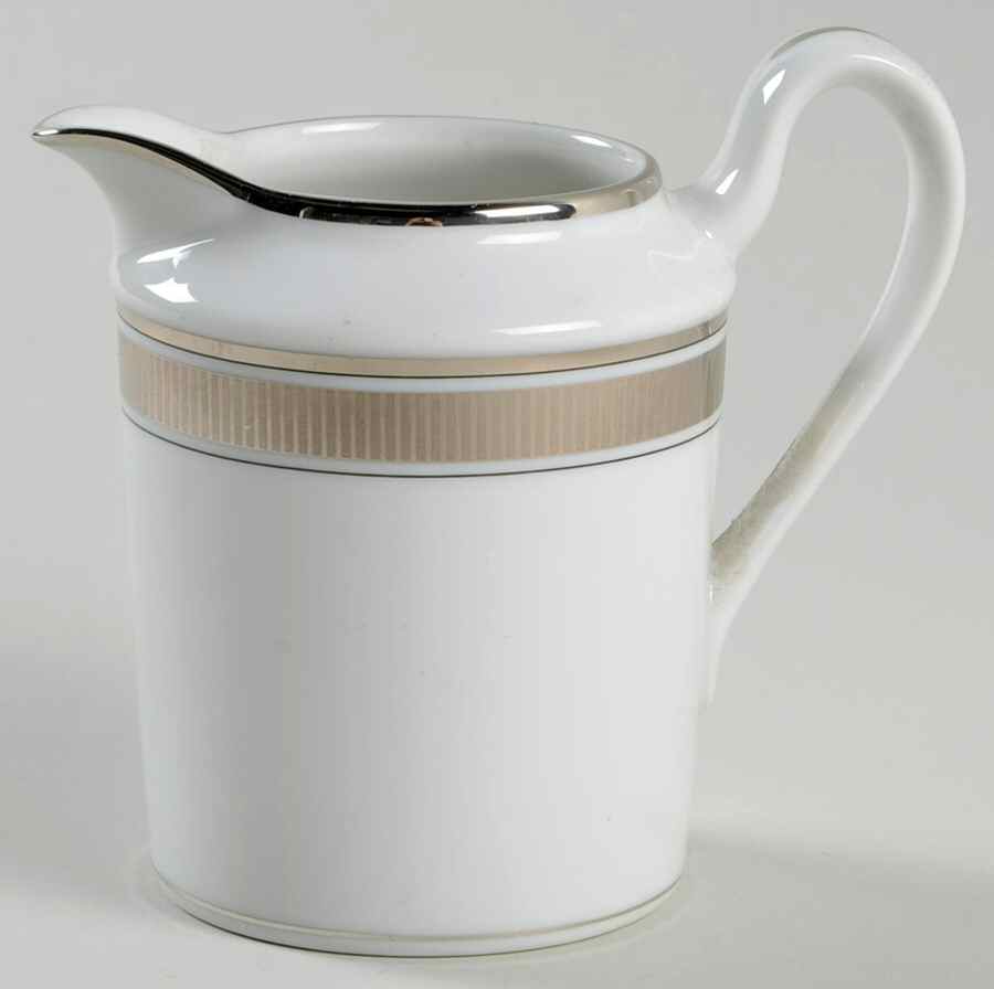 Highland Park Creamer by Fitz & Floyd-1