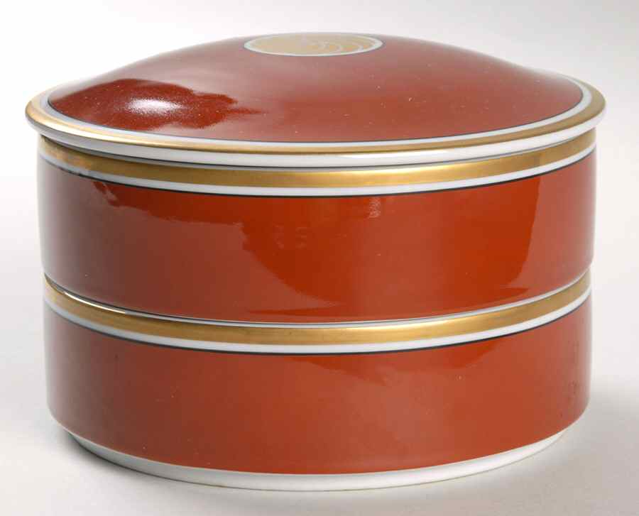 Medaillon d'Or Orange (Terra Cotta) 3 Pieces Stack Set, 2 Bowls(Same Size) with Lid by Fitz & Floyd-1
