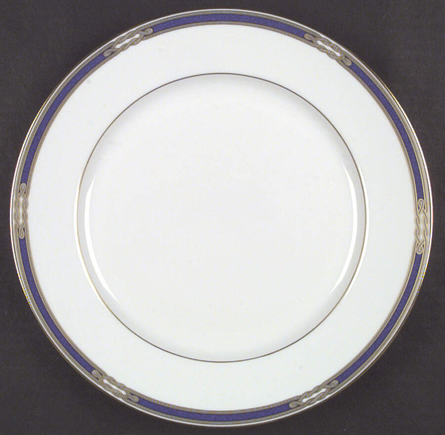 Montpelier Dinner Plate by Fitz & Floyd-1