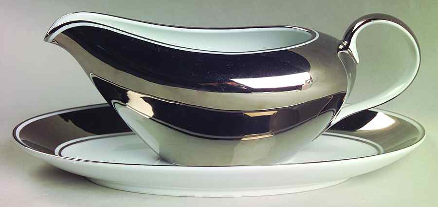 Platinum Rondelet Gravy Boat & Underplate/Relish by Fitz & Floyd-1
