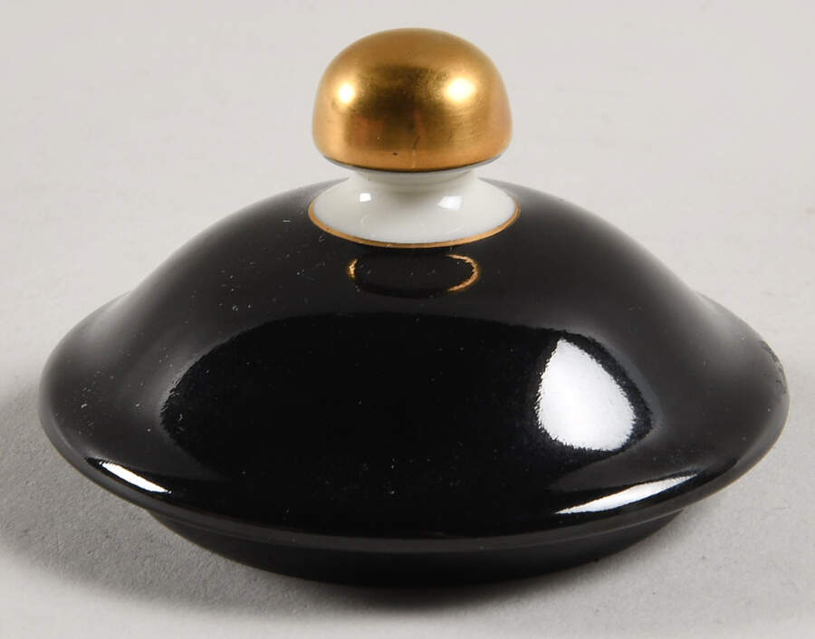 Renaissance Black On Buff Lid for Sugar Bowl by Fitz & Floyd-1