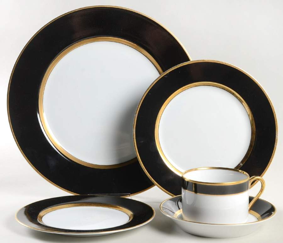 Renaissance Black On White 5 Piece Place Setting by Fitz & Floyd-1