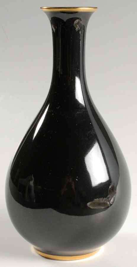Renaissance Black On White 9" Vase by Fitz & Floyd-1