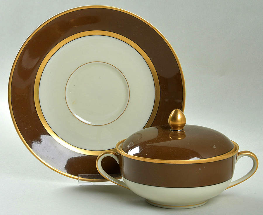 Renaissance Cognac (Medium Brown) Flat Cream Soup Bowl & Saucer Set with Lid by Fitz & Floyd-1