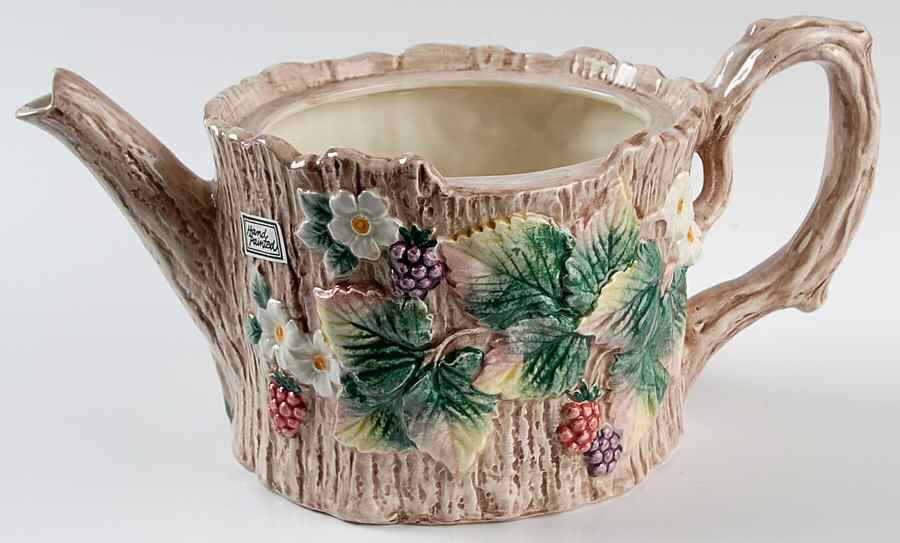 Reynard Teapot No Lid by Fitz & Floyd-1