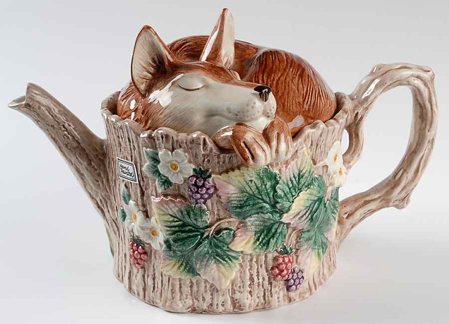 Reynard Teapot & Lid by Fitz & Floyd-1