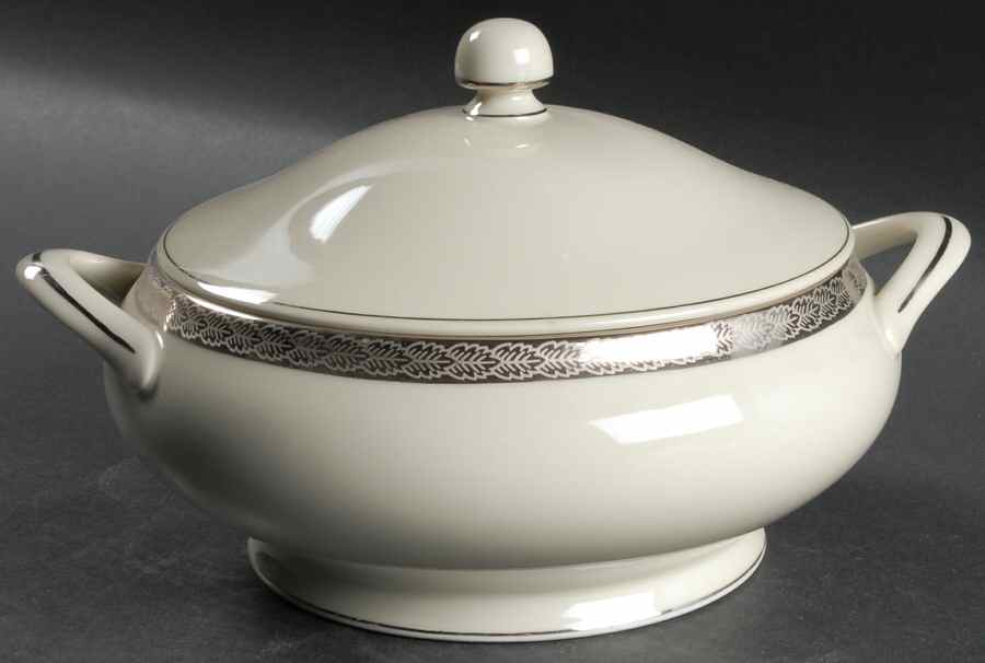 Richmond Round Covered Vegetable by Fitz and Floyd-1