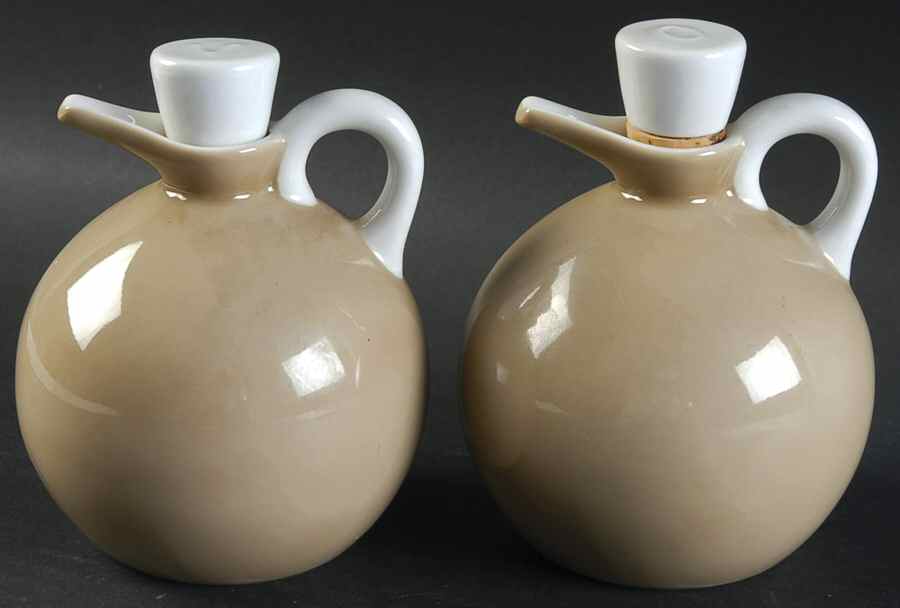Rondelet Taupe Vinegar and Oil Set with "V" and "O" Stoppers by Fitz & Floyd-1