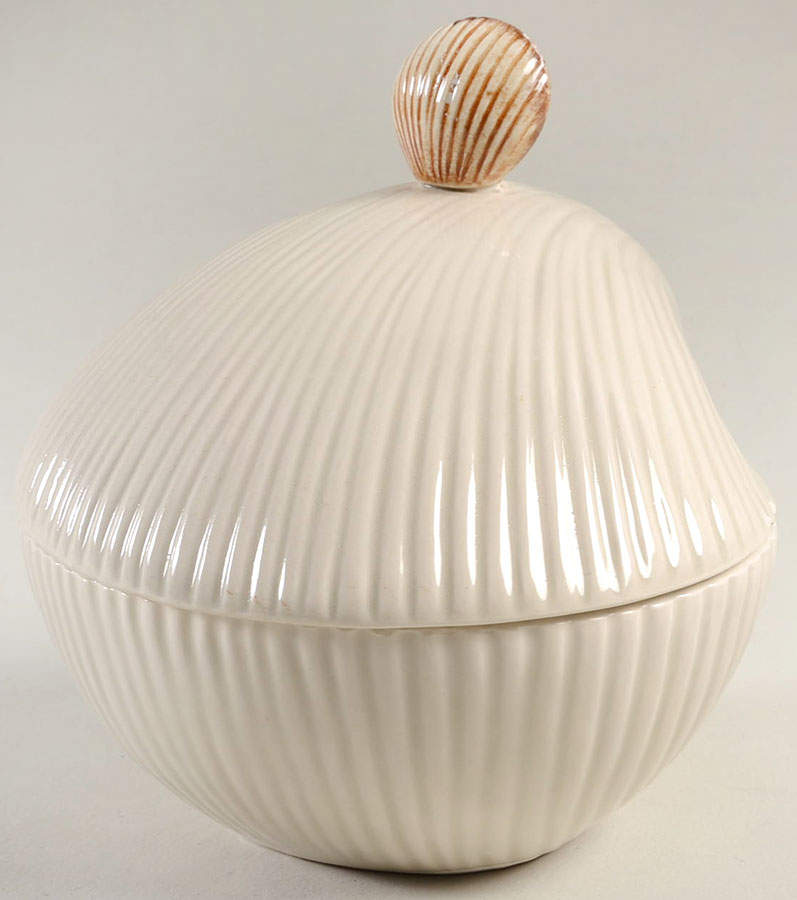 Shell Shell Shaped Box W/Lid by Fitz & Floyd-1