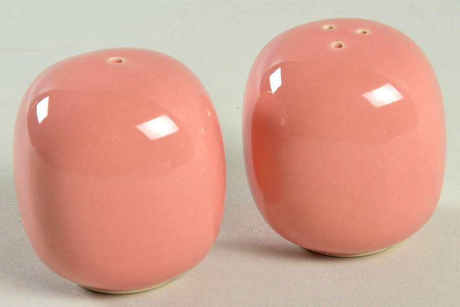 Total Color Coral Peach (Round) Salt & Pepper Set by Fitz and Floyd-1