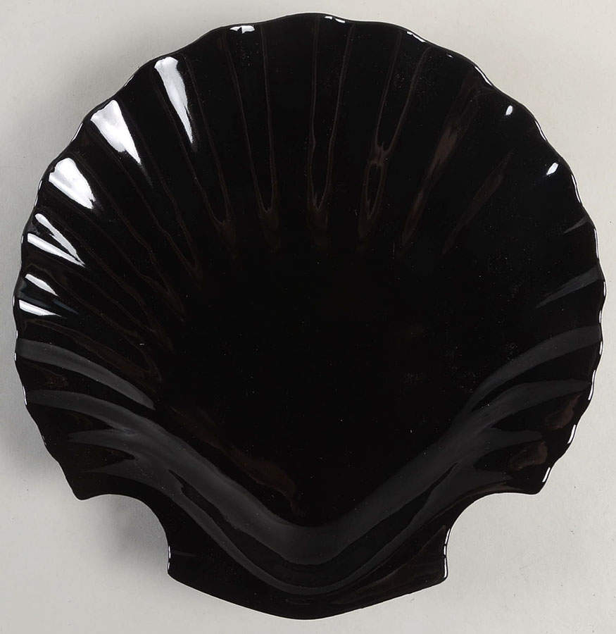 Total Color Spectrum Black (Round) Shell Plate by Fitz and Floyd-1