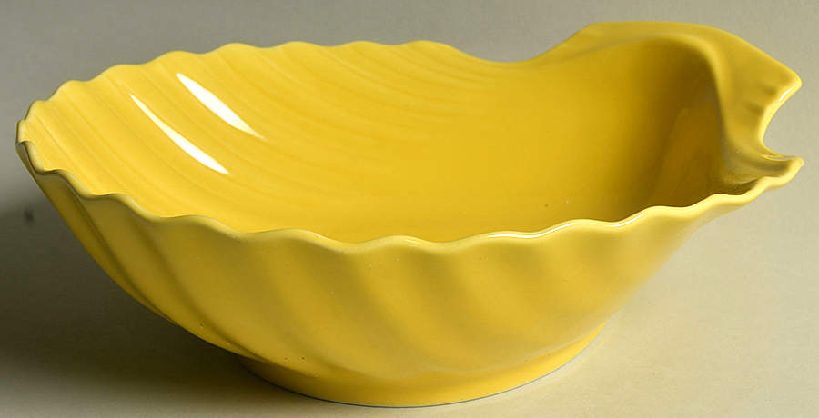 Total Color Yellow (Round, Smooth) 9" Shell Shaped Dish by Fitz & Floyd-1