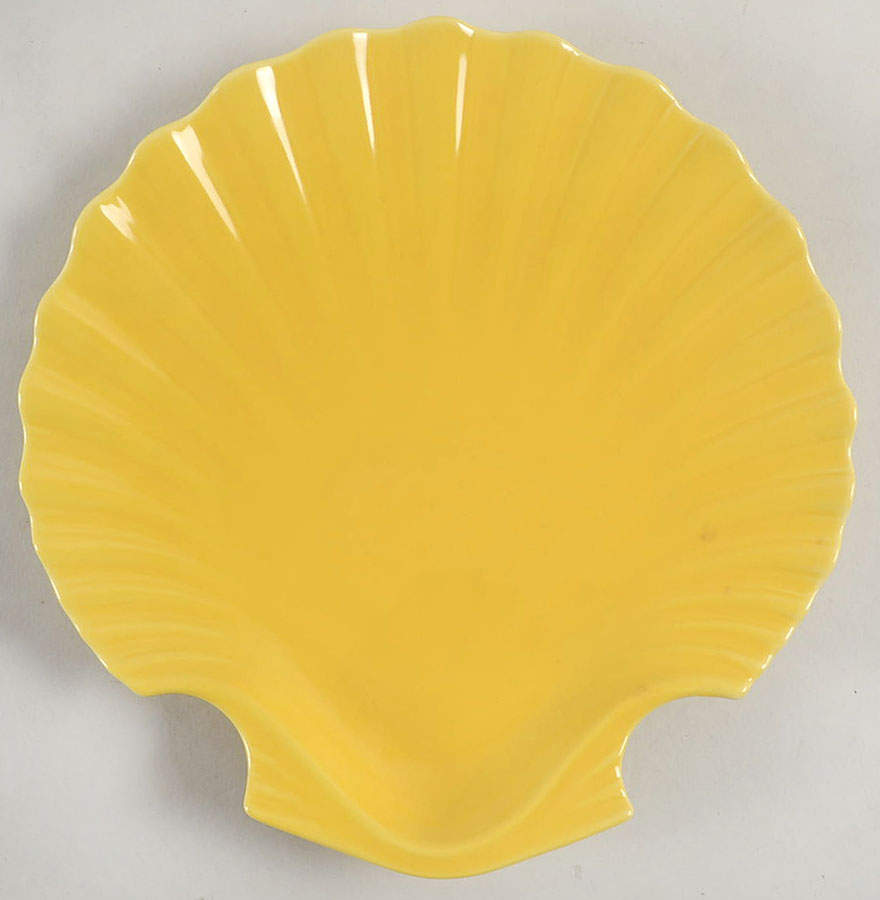 Total Color Yellow (Round, Smooth) Shell Plate by Fitz & Floyd-1