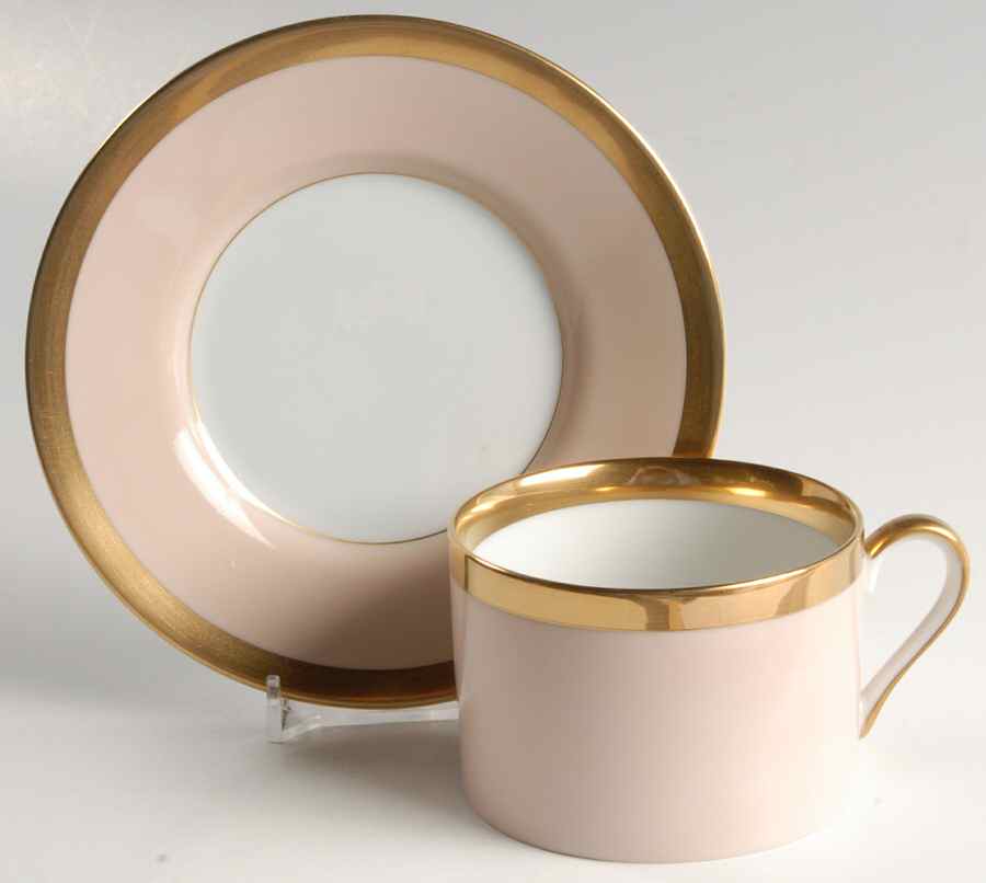Versailles Shell Peach Flat Cup & Saucer Set by Fitz & Floyd-1