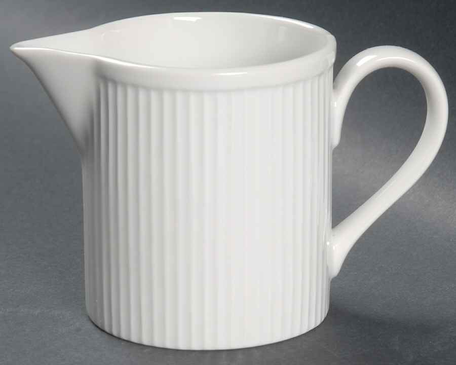 White Classic Creamer by Fitz & Floyd-1