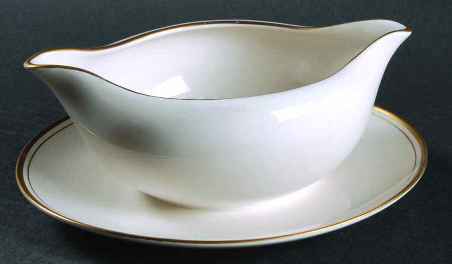 Annandale Gravy Boat with Attached Underplate by Flintridge-1