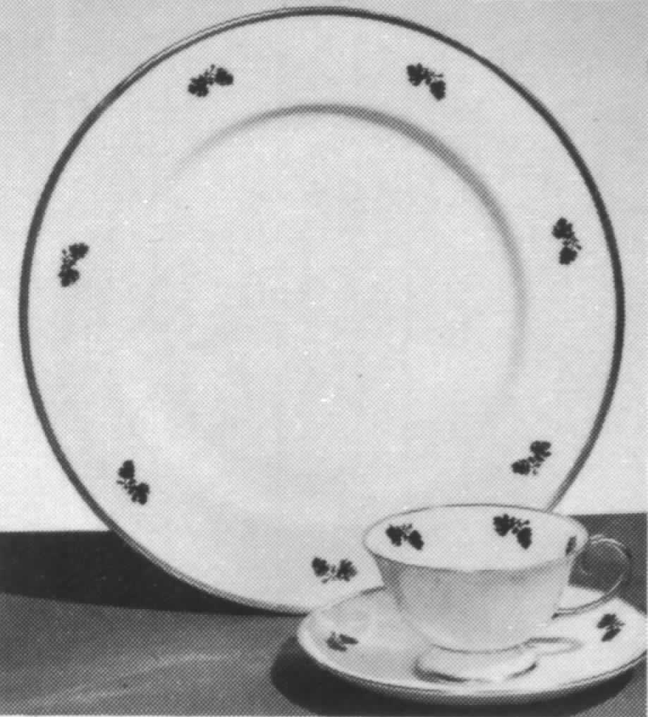 Autumn Fig (Gold Trim) Dinner Plate by Flintridge-1